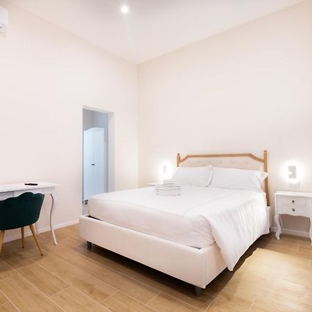 Charme & Chic Nazionale Hotel Rome Buitenkant foto