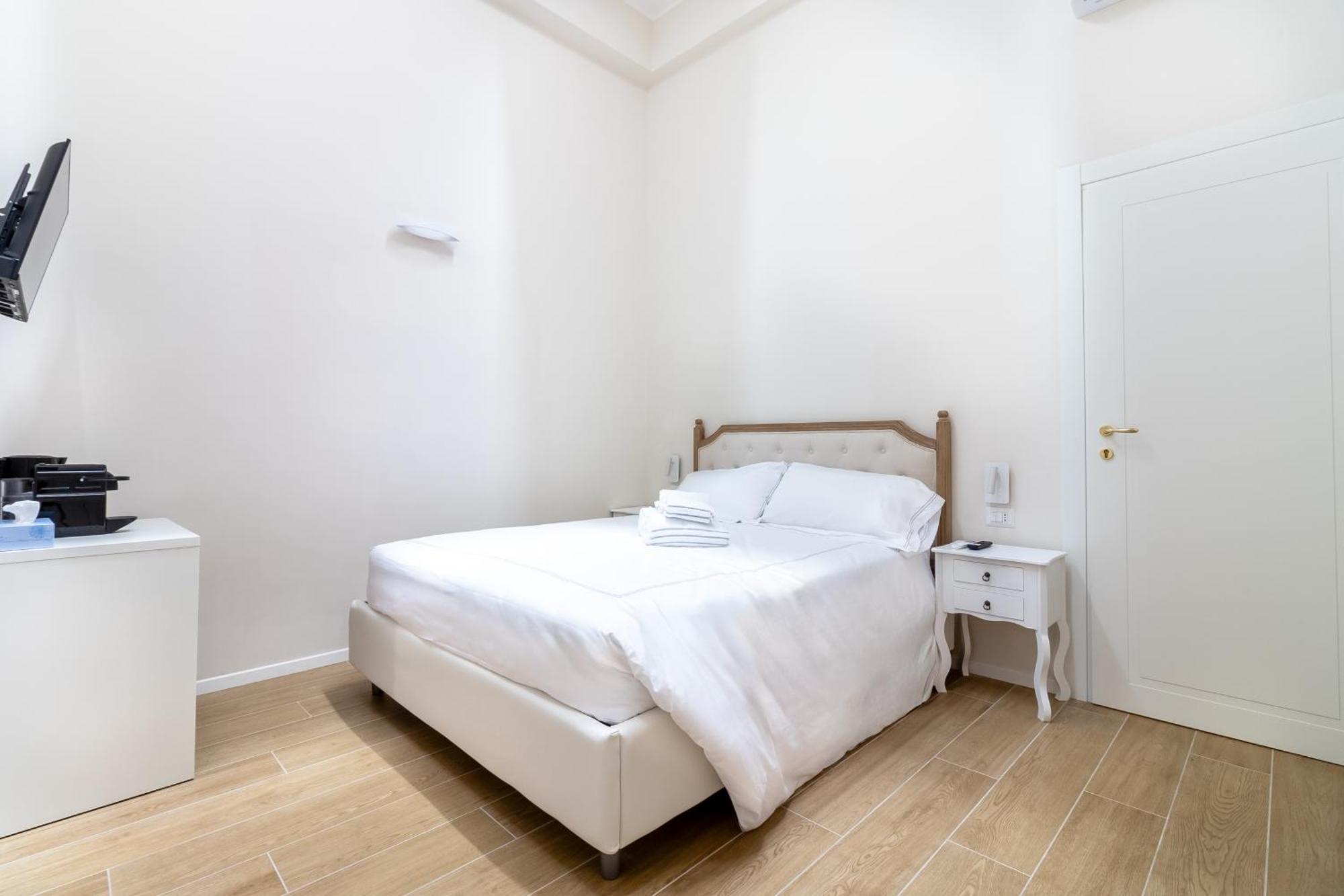 Charme & Chic Nazionale Hotel Rome Buitenkant foto